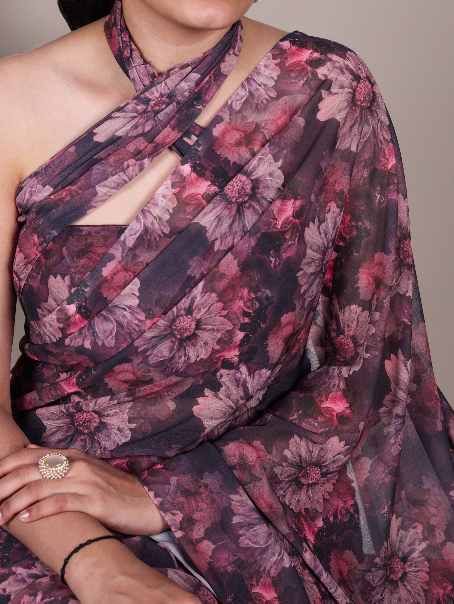 Trendy Floral Print Saree