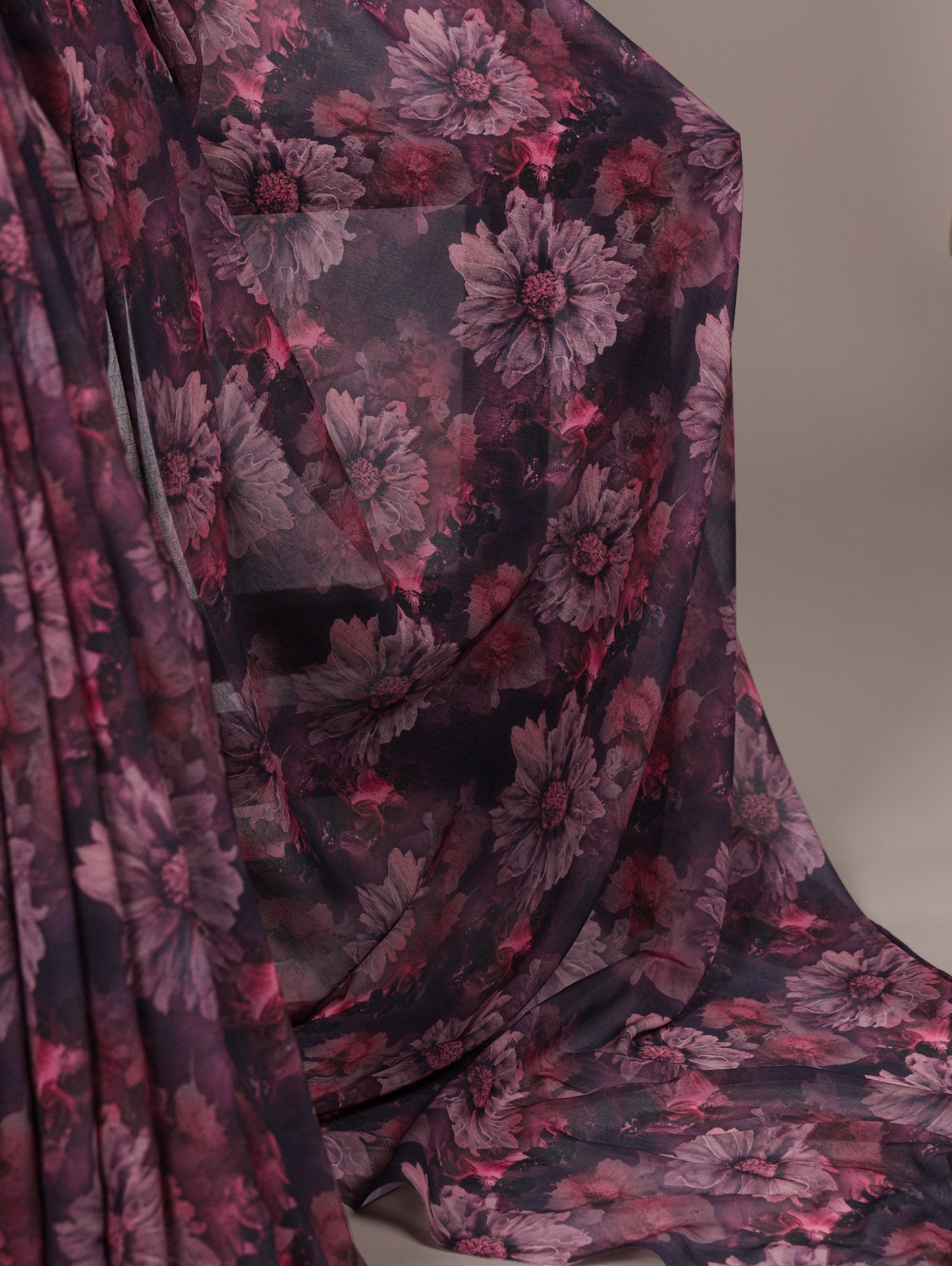 Trendy Floral Print Saree