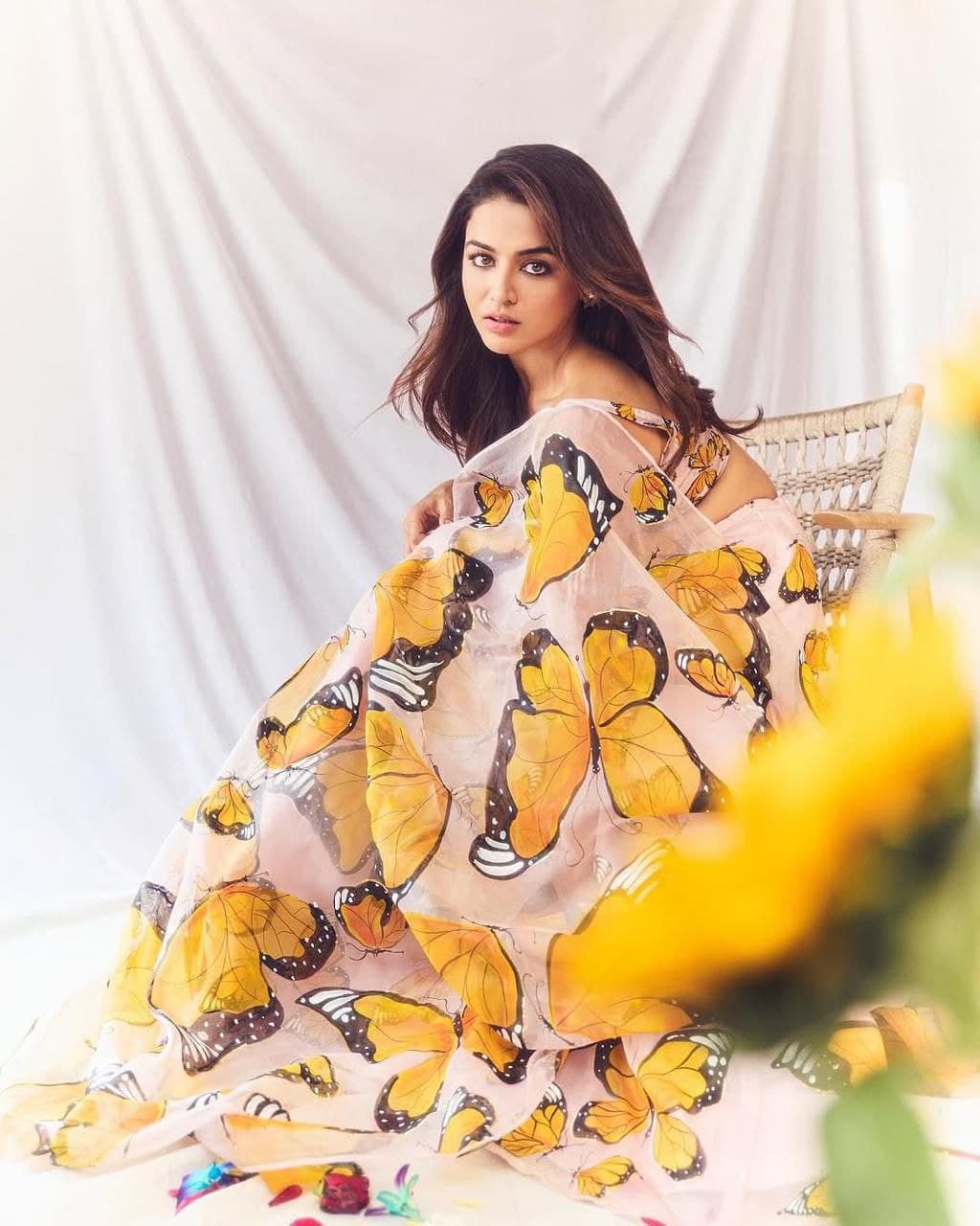 🦋 Butterfly Bliss Organza Lehenga Set – Elegant & Lightweight Ethnic Charm