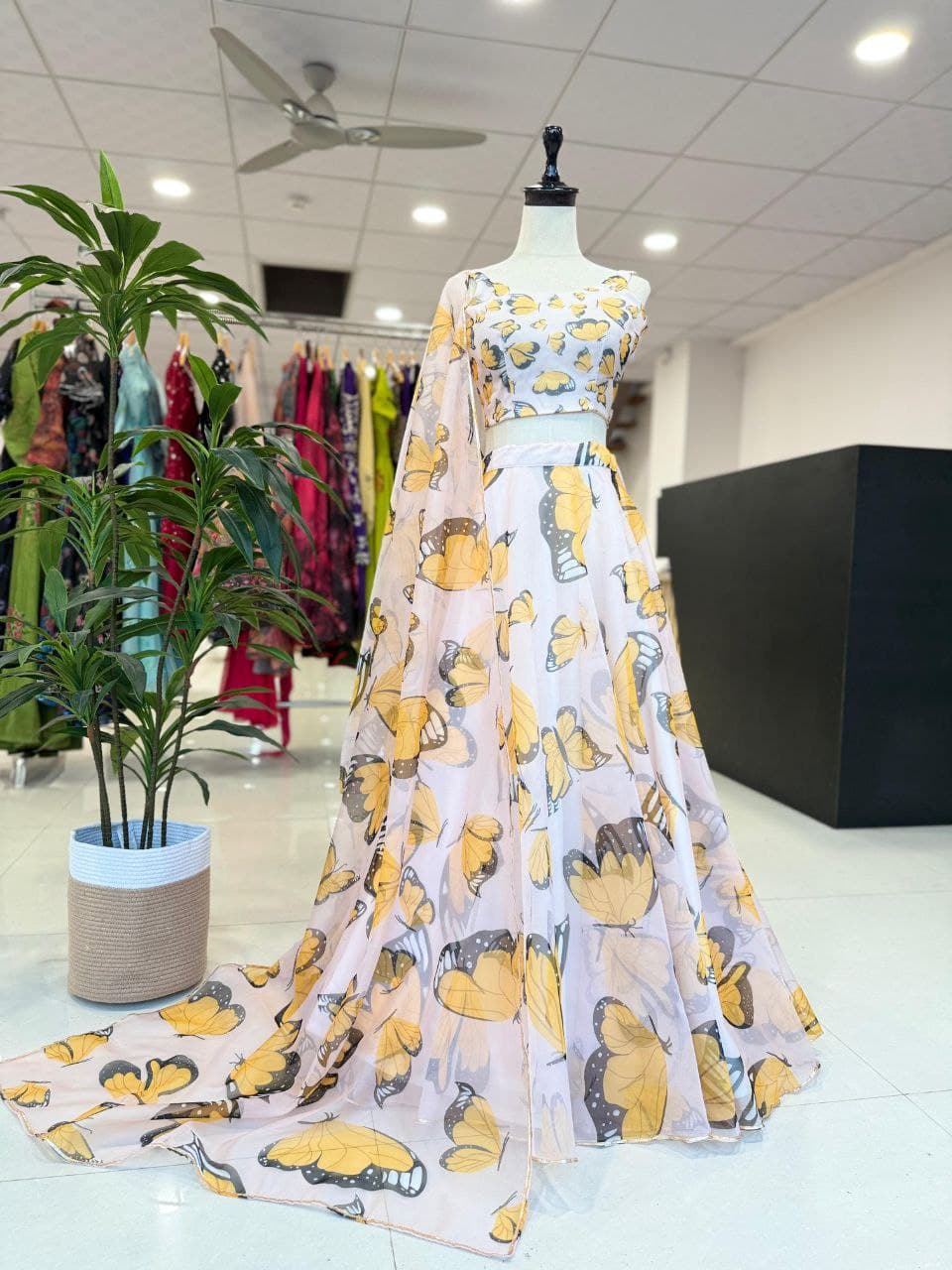 🦋 Butterfly Bliss Organza Lehenga Set – Elegant & Lightweight Ethnic Charm