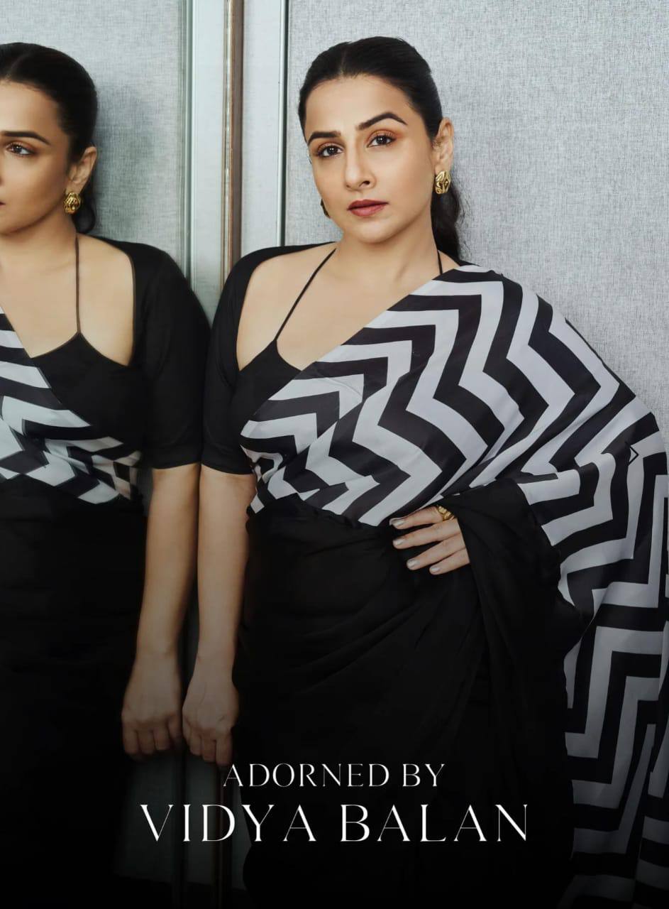 Black & White Zig-Zag Design Digital Print Original Japan Satin (Devsena satin)