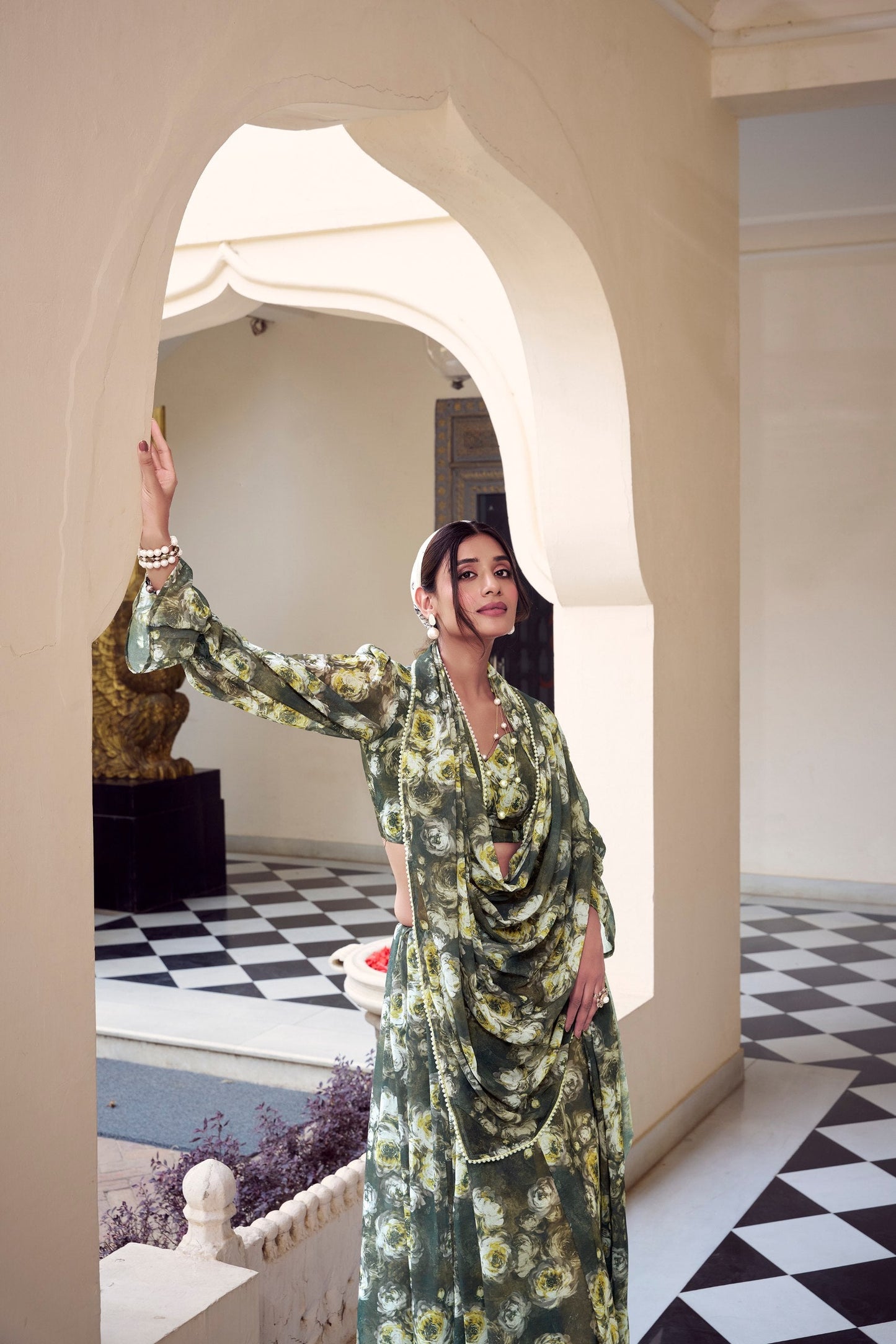 Multicolor Digital Print Weightless Marbel Floral Hot Modern Saree Wtih Pearl Lace Border