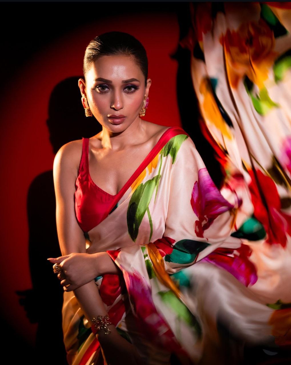 White Floral Printed Satin Silk Saree with Pink Border Digital Print  Original Japan Satin (Devsena satin)